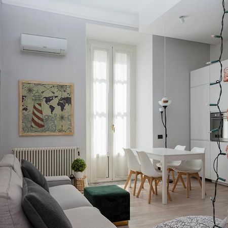 Lovely & Modern Home In China Town Area - Via Rosmini ミラノ エクステリア 写真