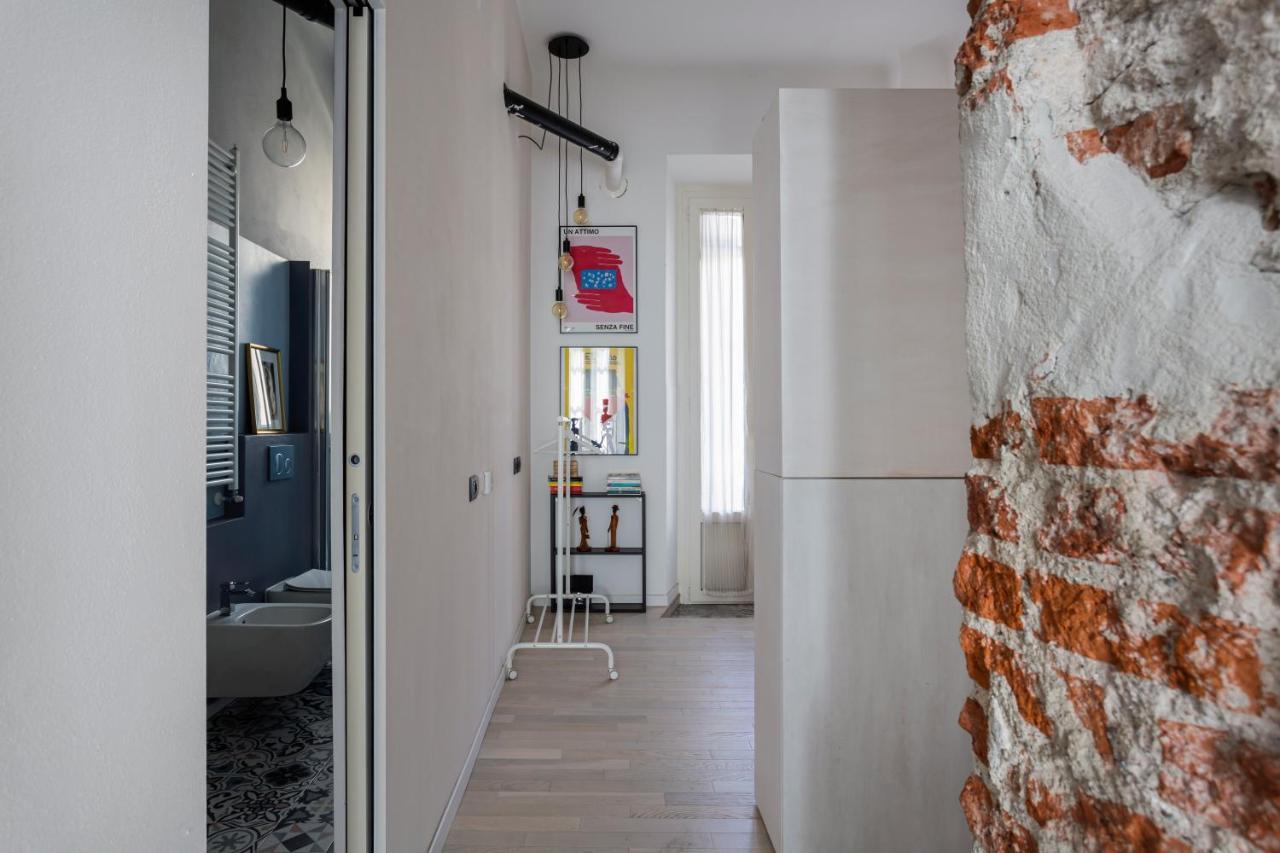 Lovely & Modern Home In China Town Area - Via Rosmini ミラノ エクステリア 写真