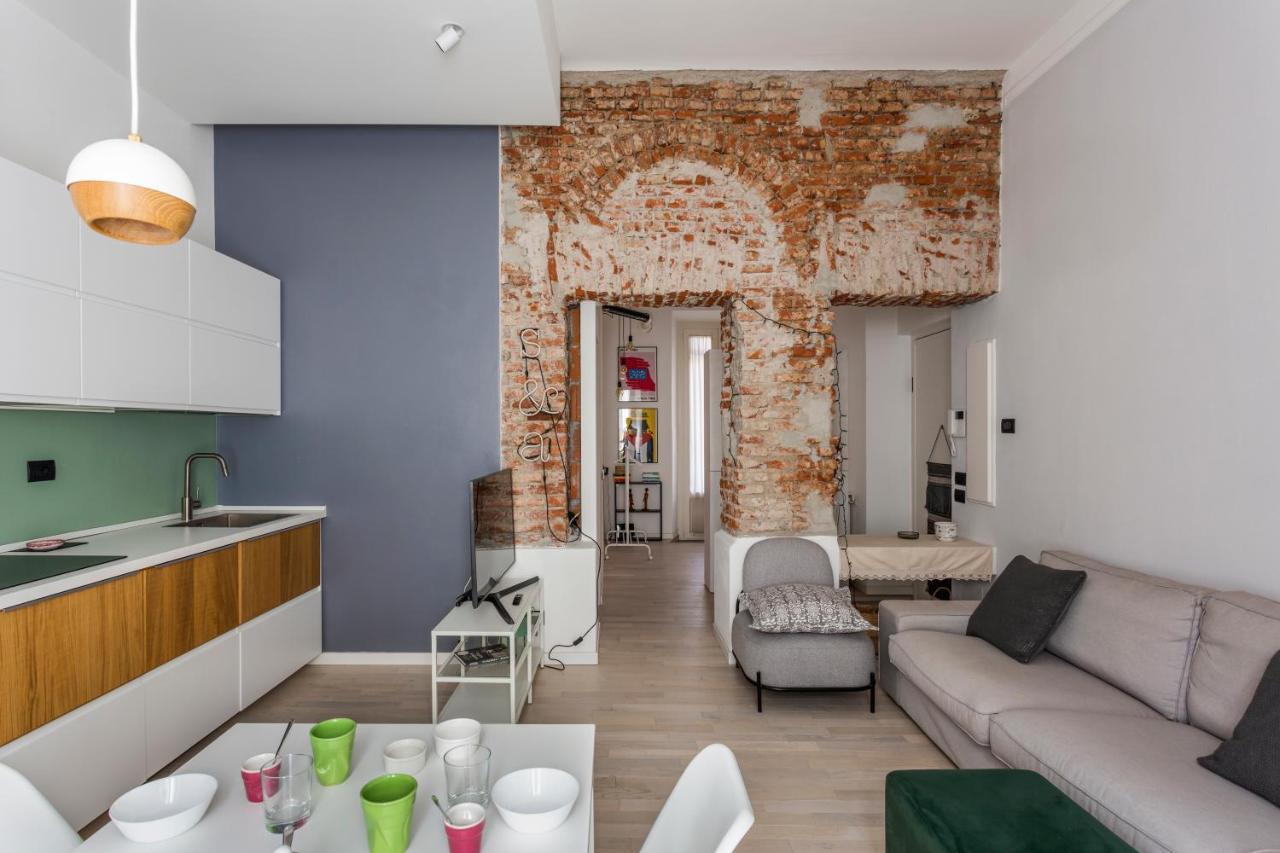 Lovely & Modern Home In China Town Area - Via Rosmini ミラノ エクステリア 写真