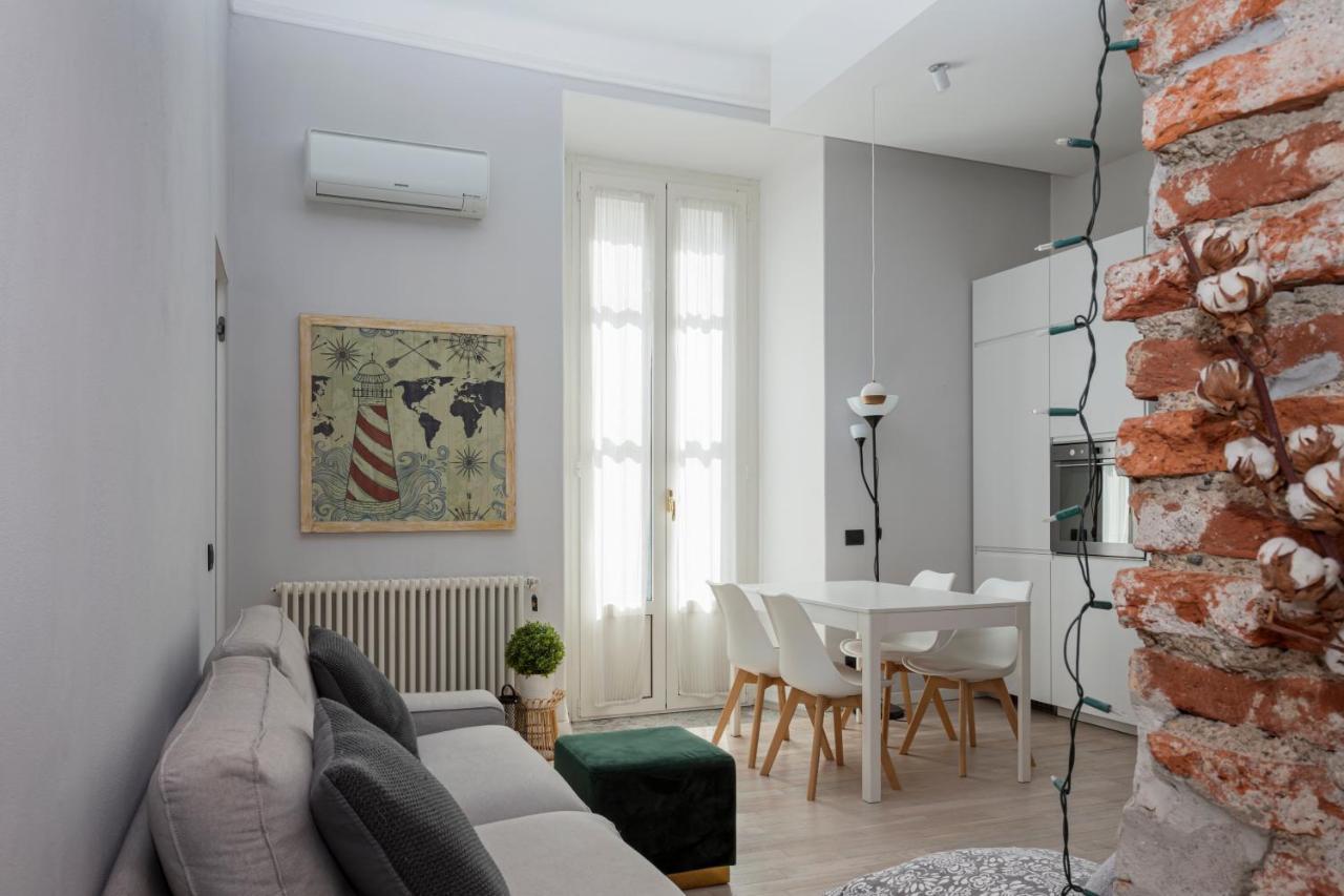 Lovely & Modern Home In China Town Area - Via Rosmini ミラノ エクステリア 写真